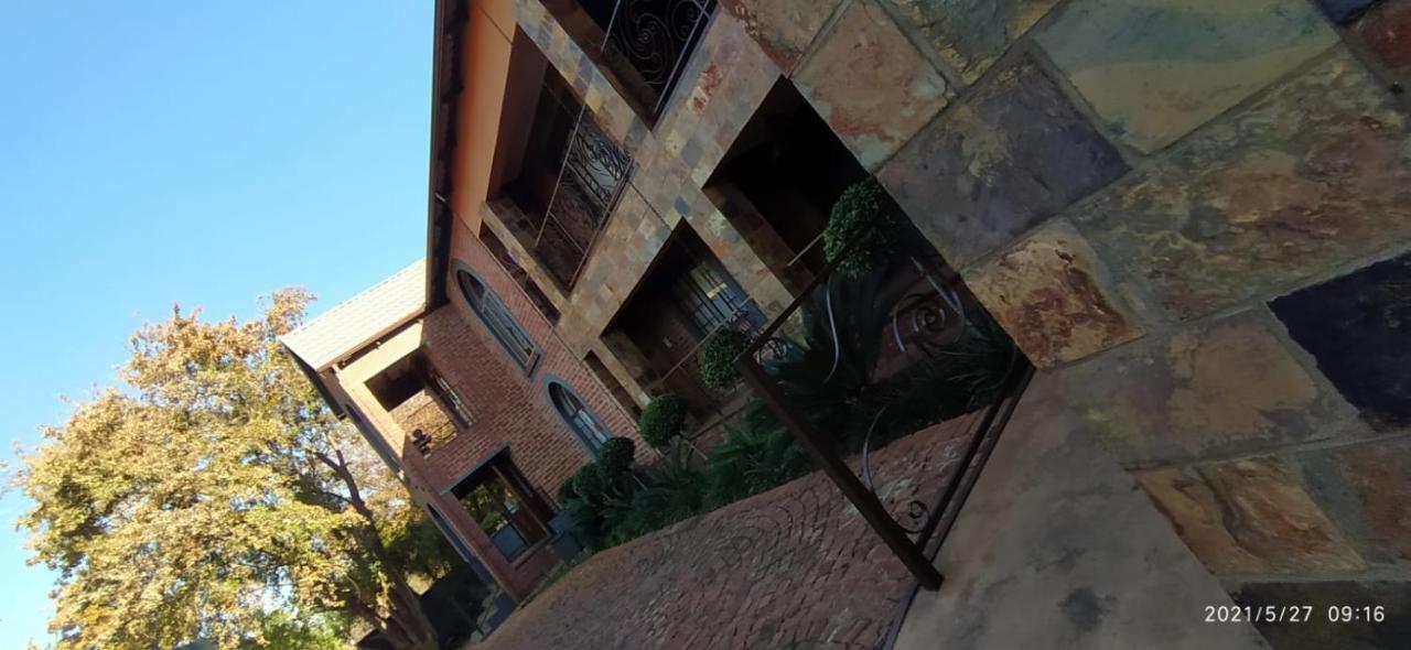 Claires Of Centurion Hotel Exterior photo